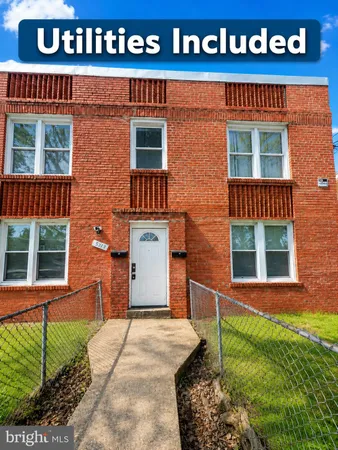 $4,100 | 5313 Astor Place Southeast, Unit 2, Washington, DC 20019
