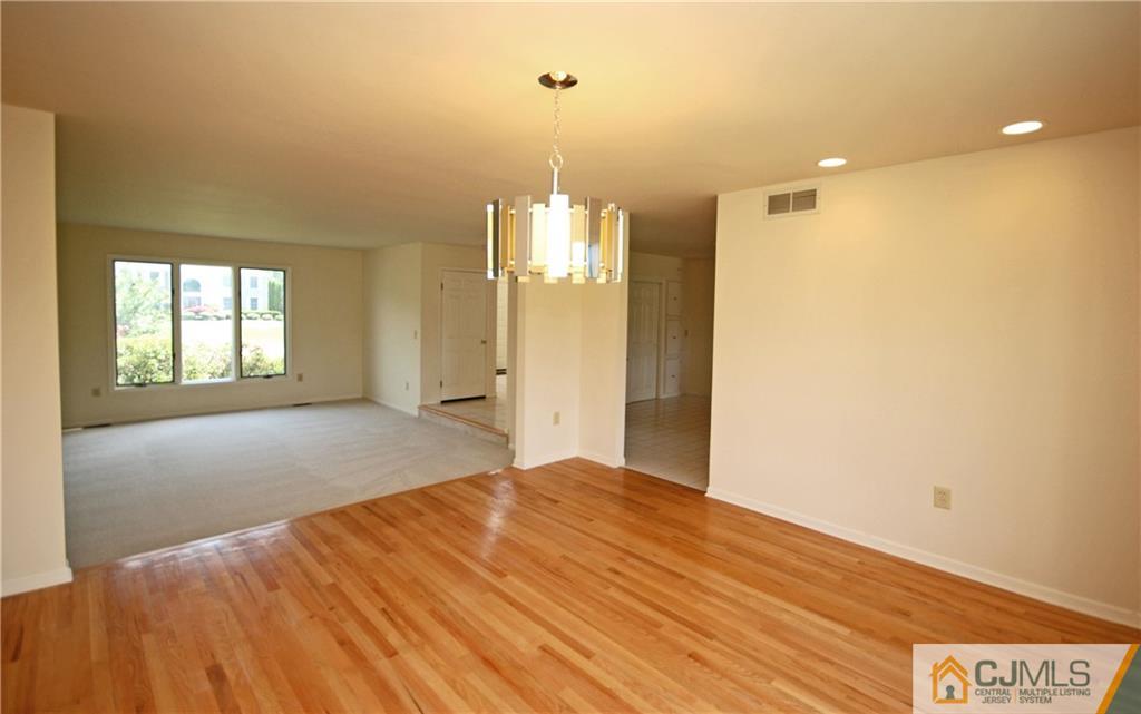 5 Drinking Brook Road Monmouth Junction, NJ 08852 - Photo 3 of 14 Gallery Image 3