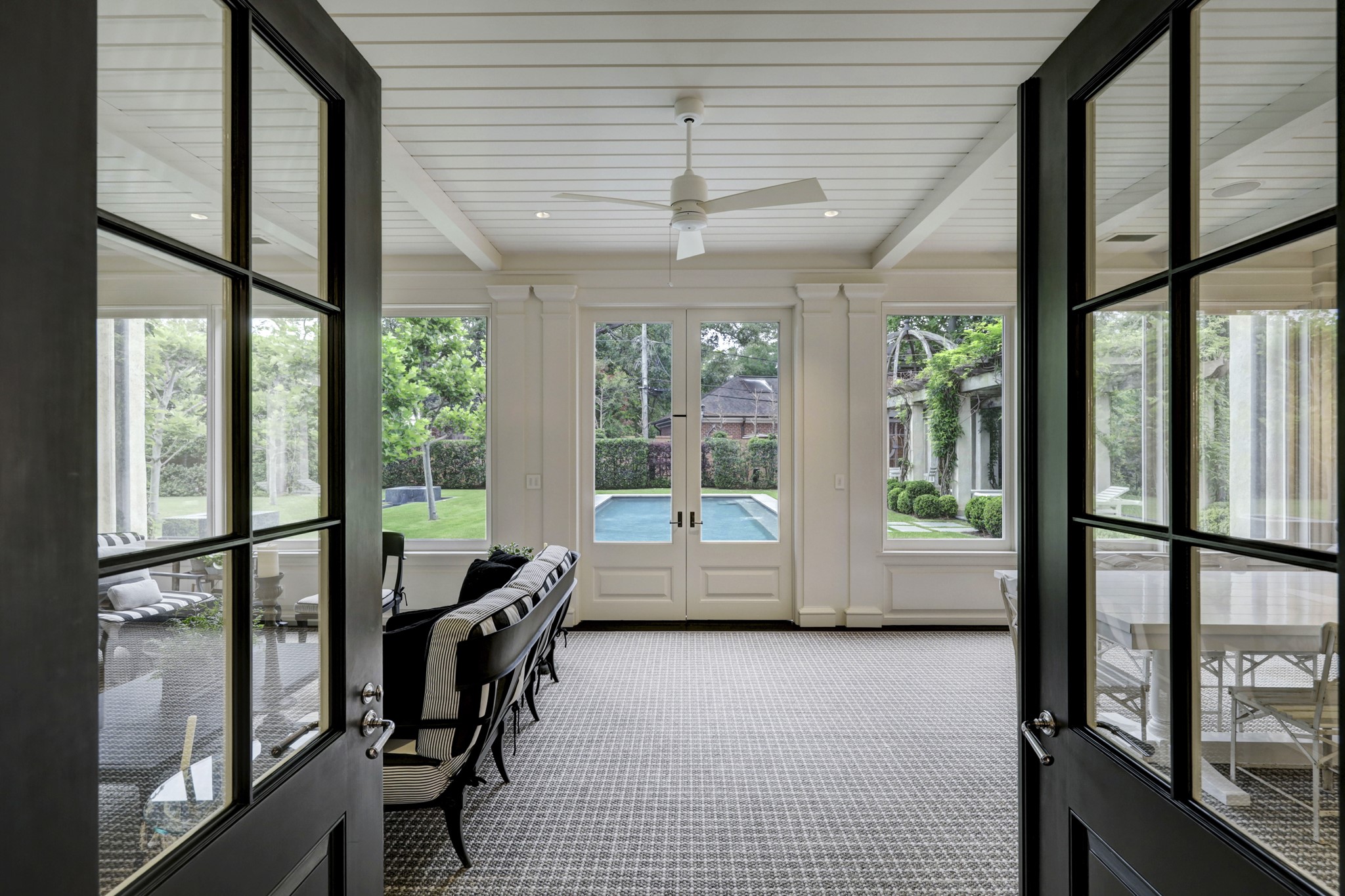 3 Briarwood Court Houston, TX 77019 - Photo 14 of 50 Looking into screened porch.