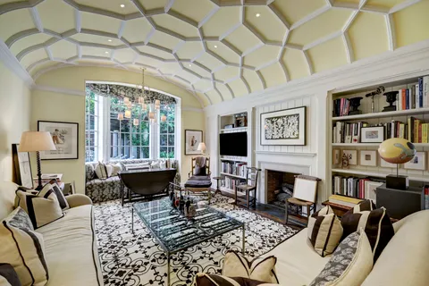 $23,500,000 | 3 Briarwood Court, Houston, TX 77019