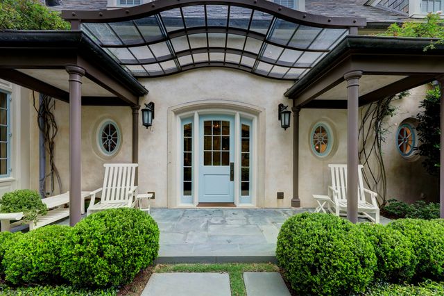 $23,500,000 | 3 Briarwood Court, Houston, TX 77019