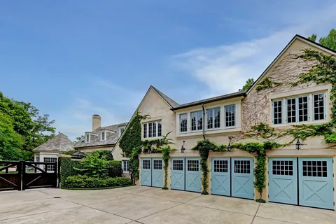 $23,500,000 | 3 Briarwood Court, Houston, TX 77019