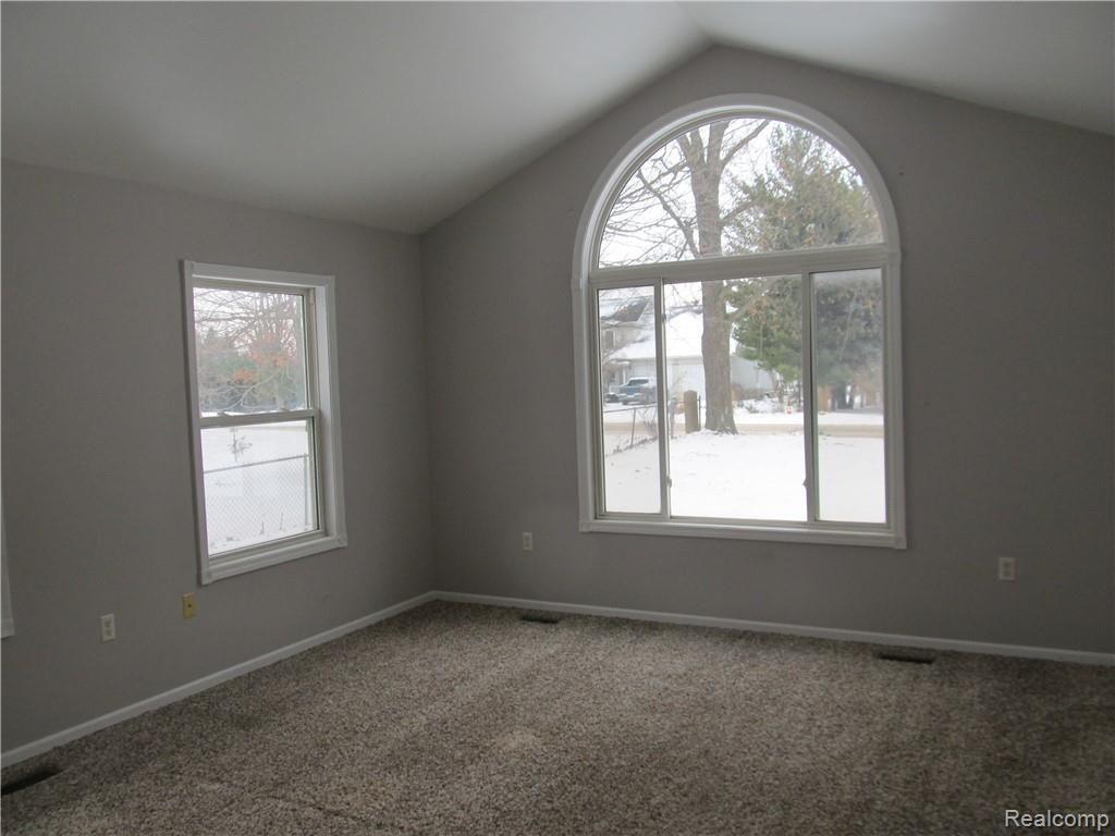 8253 McCandlish Road Grand Blanc, MI 48439 - Photo 21 of 32 IMG_3316.JPG