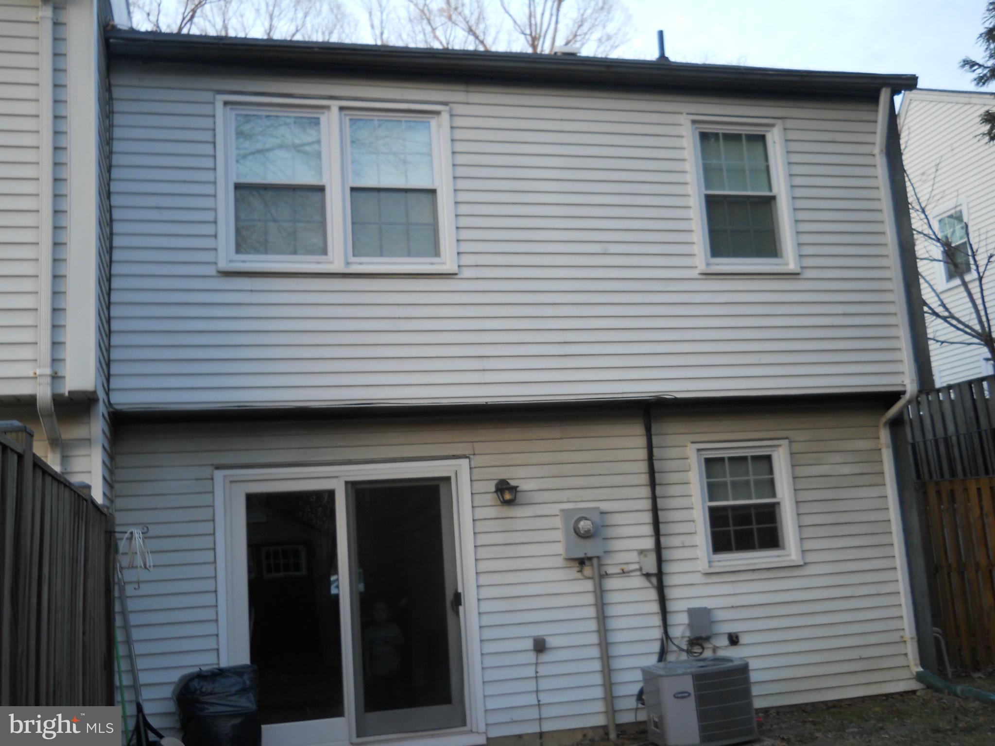 7717 Matisse Way Springfield, VA 22153 - Photo 3 of 9 Exterior (Rear)