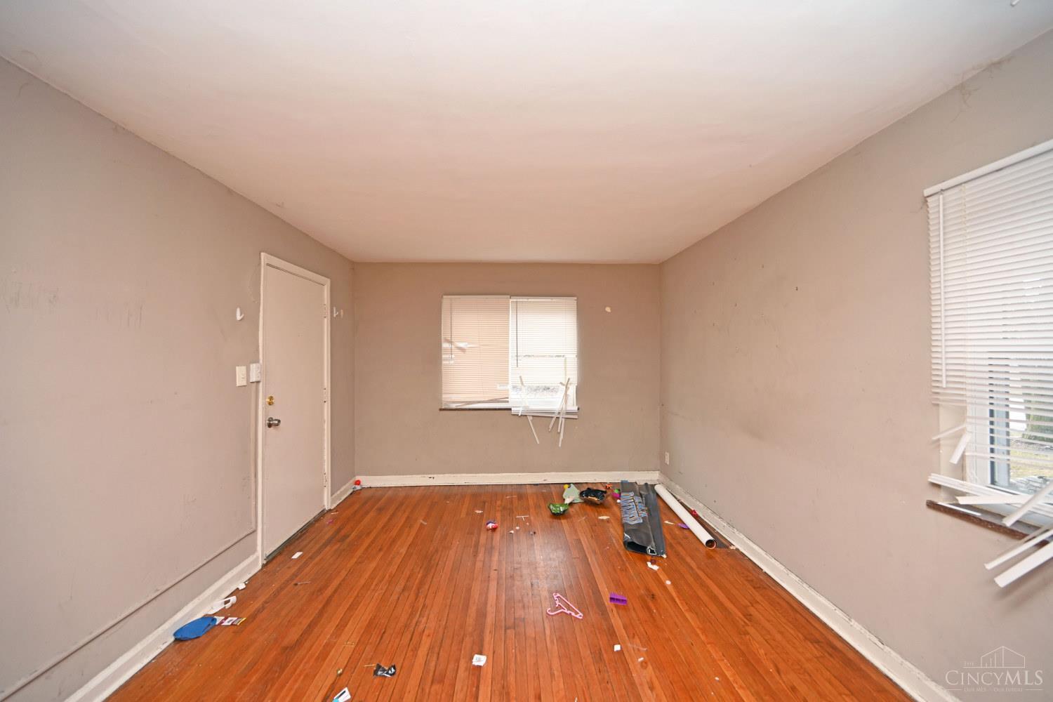 2226 Langdon Farm Road Cincinnati, OH 45237 - Photo 4 of 13