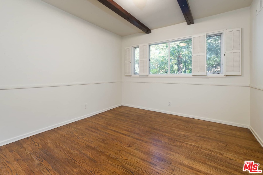 770 Latimer Road Santa Monica, CA 90402 - Photo 13 of 27