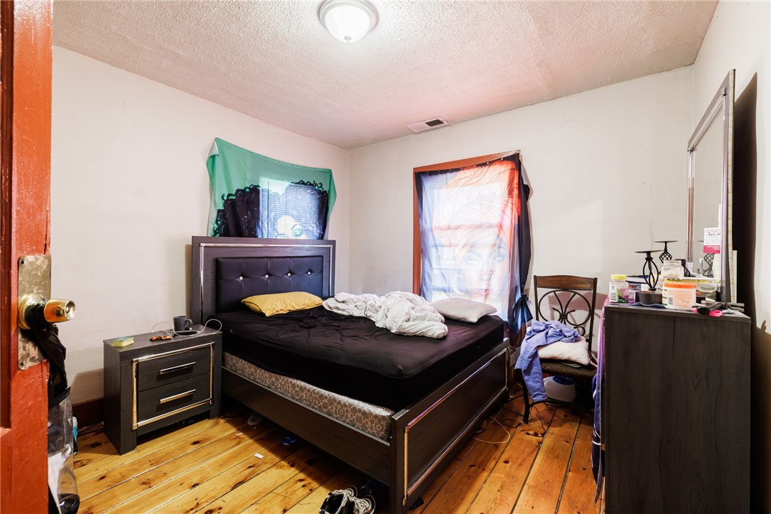 555 Garson Avenue Rochester, NY 14609 - Photo 20 of 23