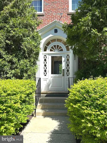 $2,500 | 104 Woodside Road, Unit B305, Haverford, PA 19041