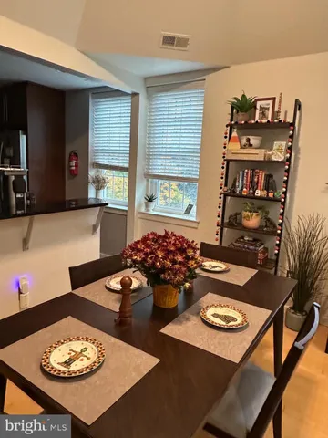 $2,500 | 104 Woodside Road, Unit B305, Haverford, PA 19041