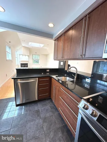 $2,500 | 104 Woodside Road, Unit B305, Haverford, PA 19041