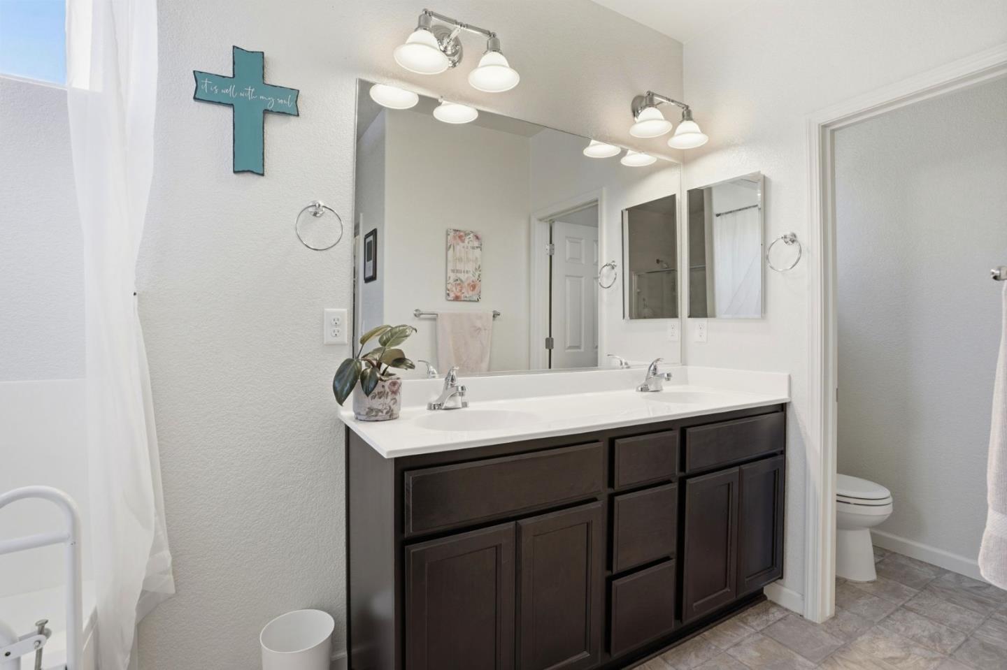1437 Willmott Road Los Banos, CA 93635 - Photo 14 of 26