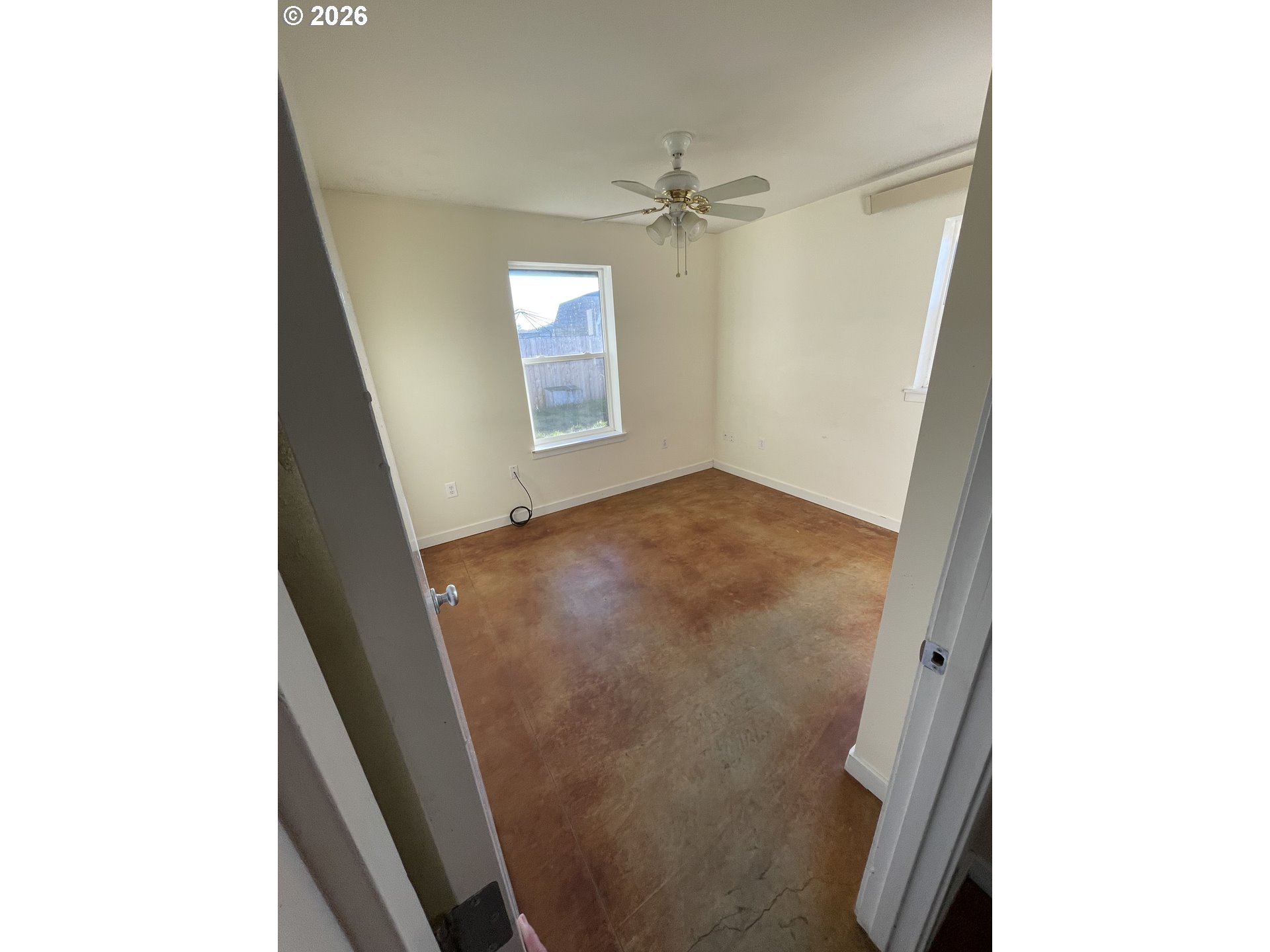 303 Taylor Street Sutherlin, OR 97479 - Photo 14 of 36