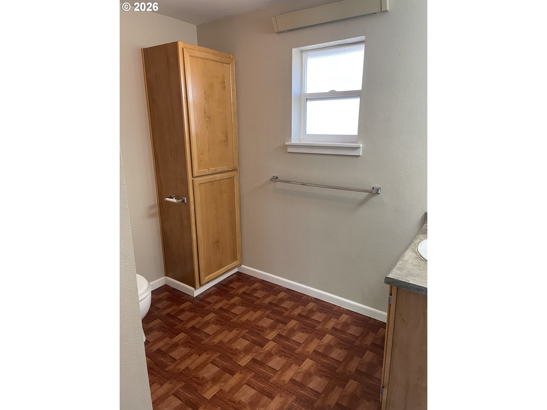 303 Taylor Street Sutherlin, OR 97479 - Photo 24 of 36