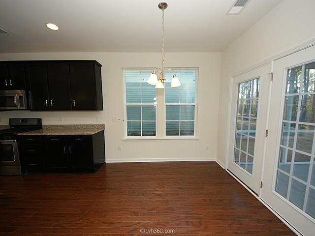 234 Spectrum Road Summerville, SC 29486 - Photo 7 of 20 Eat in Kitchen area