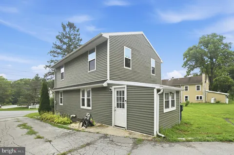 $379,000 | 1104 Old Swede Road, Douglassville, PA 19518