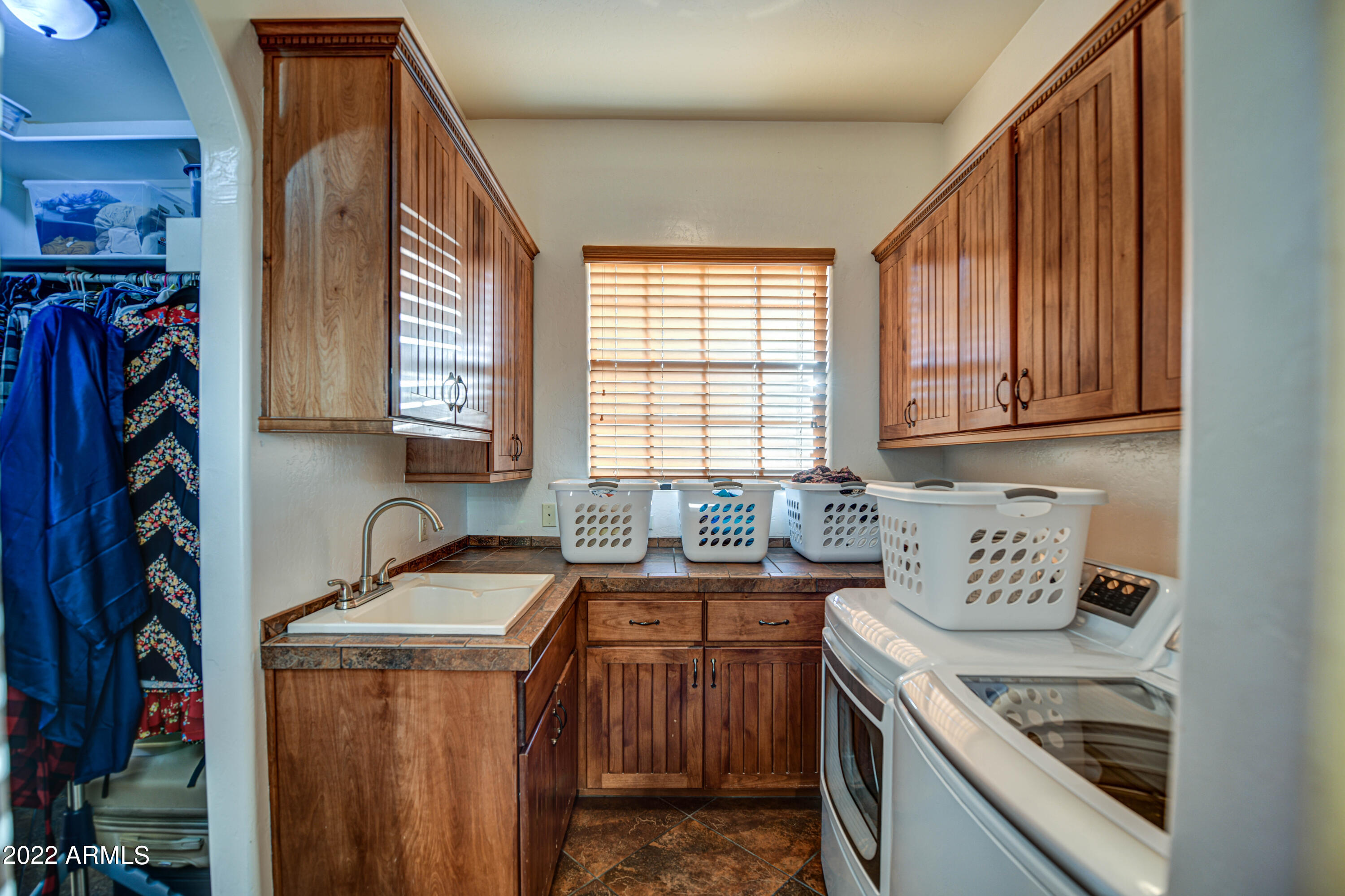 4529 North 8th Place Phoenix, AZ 85014 - Photo 28 of 49 Laundry