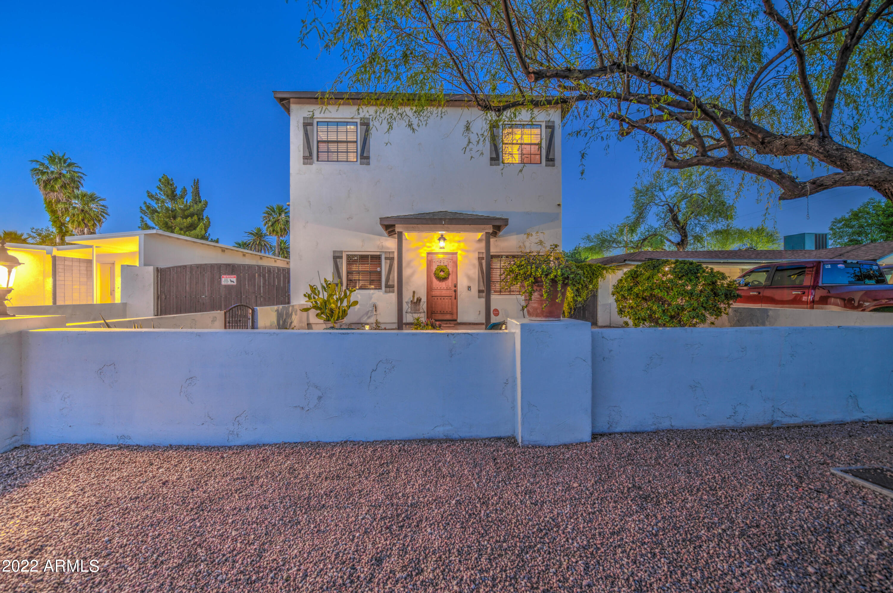 4529 North 8th Place Phoenix, AZ 85014 - Photo 47 of 49 Twilight 37