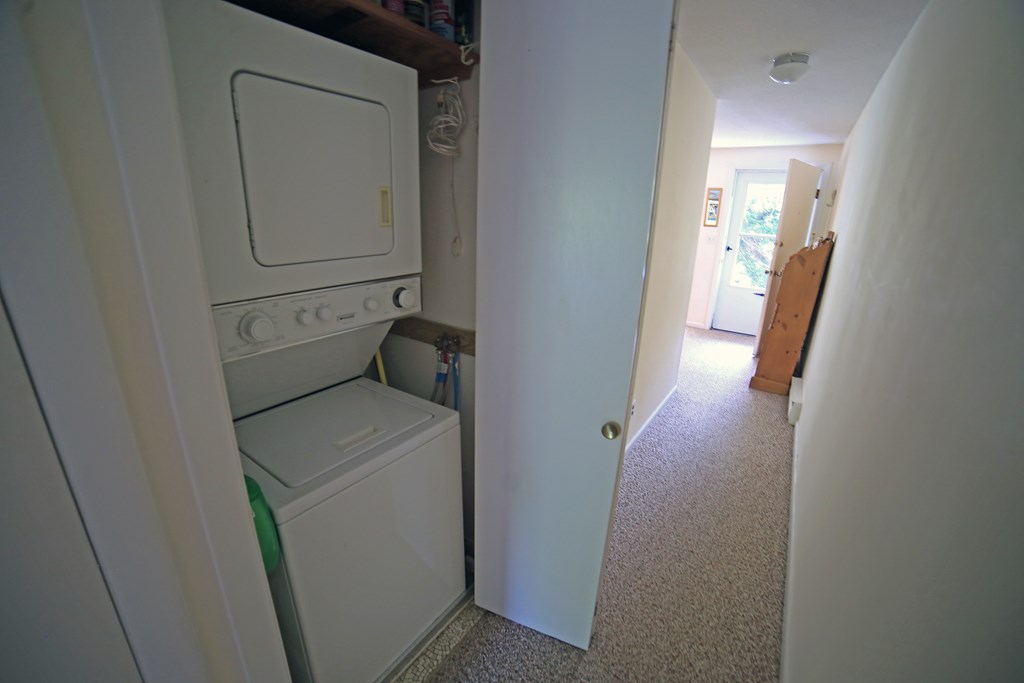 18 Atlantic Road, Unit 41 Gloucester, MA 01930 - Photo 13 of 17 a utility room with dryer and washer