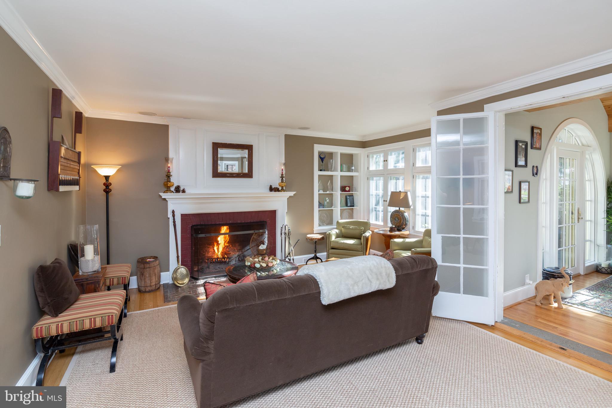 212 Roberts Road Ardmore, PA 19003 - Photo 11 of 28 Living Room