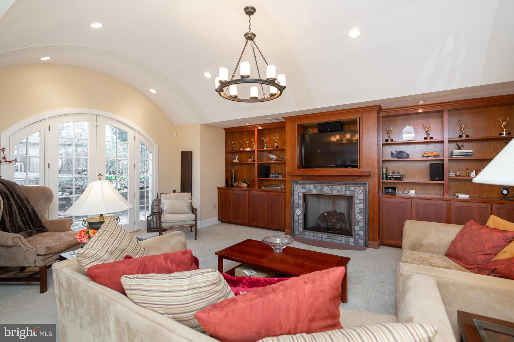 212 Roberts Road Ardmore, PA 19003 - Photo 13 of 28 Family Room