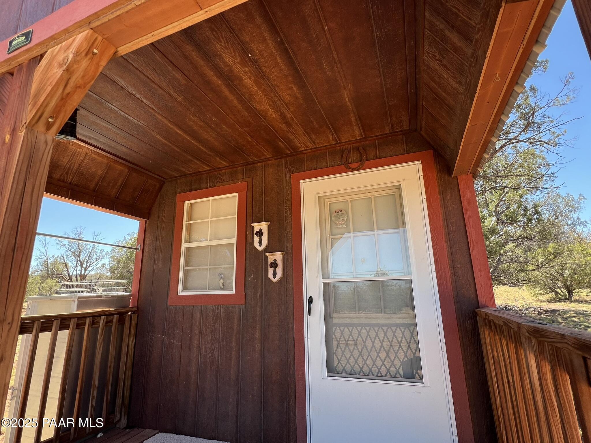 224 E2 Rocky Road Ash Fork, AZ 86320 - Photo 3 of 9 a view of front door