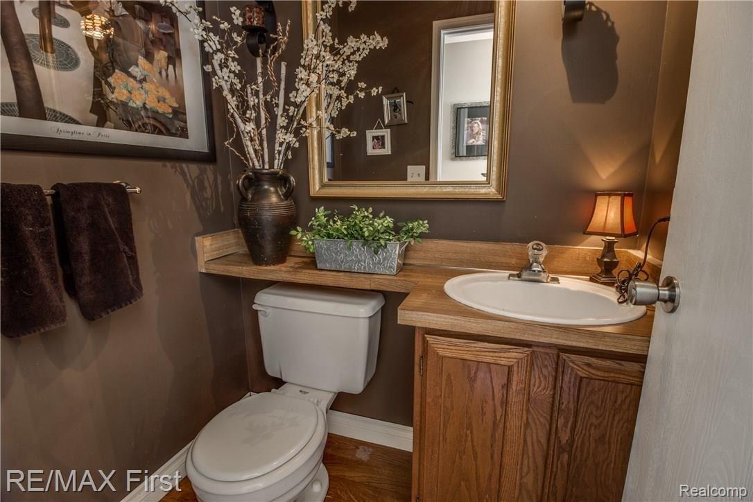 645 Baker Street Rochester, MI 48307 - Photo 24 of 39 interiors-24 - Copy.jpg