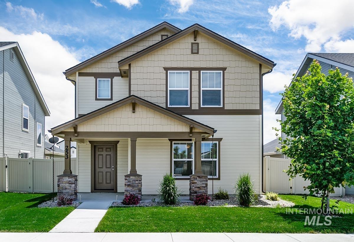 253 West Wanda Street Meridian, ID 83646 - Photo 1 of 1