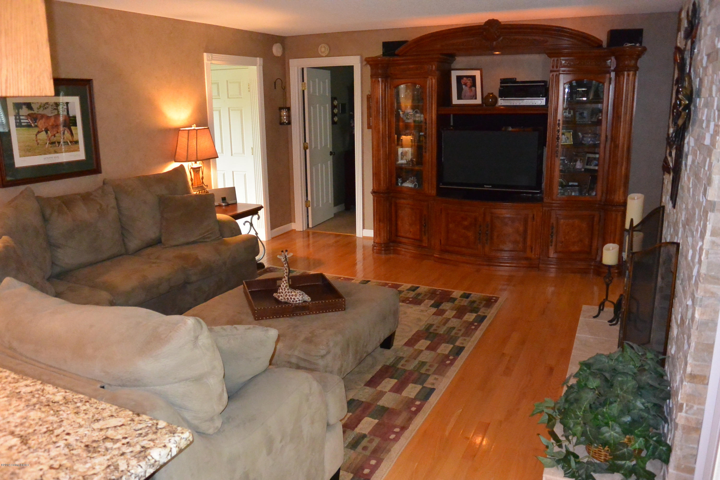1026 Stone House Ridge Road Bardstown, KY 40004 - Photo 6 of 59 Living Room