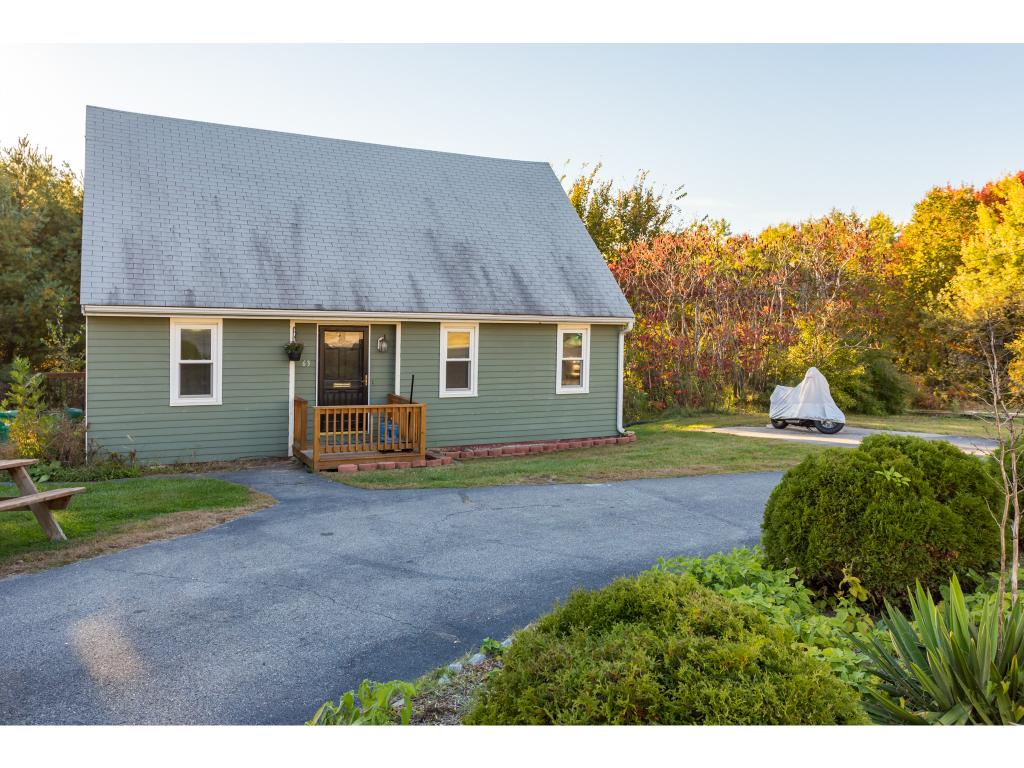63 Church Street Rochester, NH 03839 - Photo 2 of 20