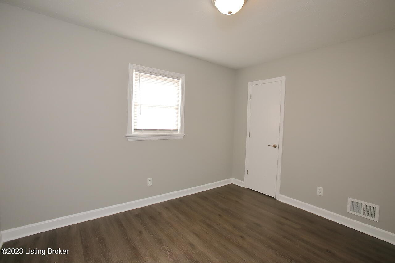 3454 Fern Lea Road Louisville, KY 40216 - Photo 30 of 56 Bedroom 2