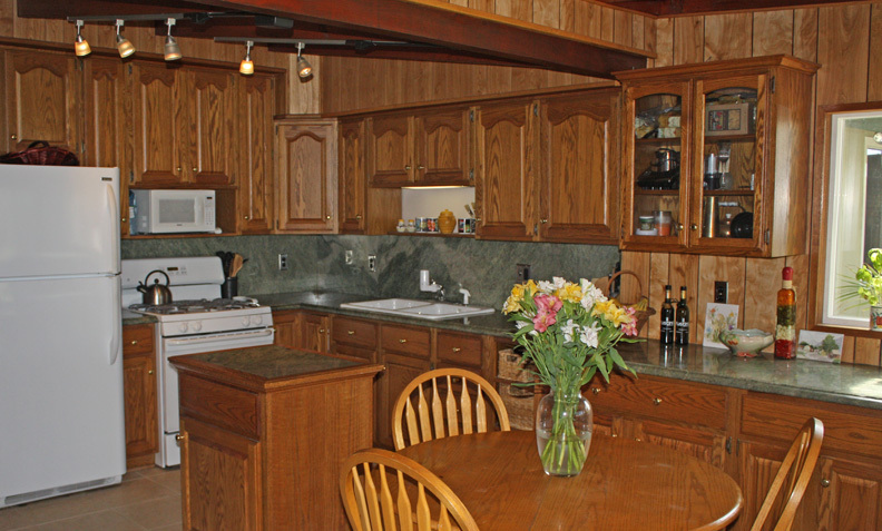 209 Cooper Road Santa Barbara, CA 93109 - Photo 3 of 10 Kitchen