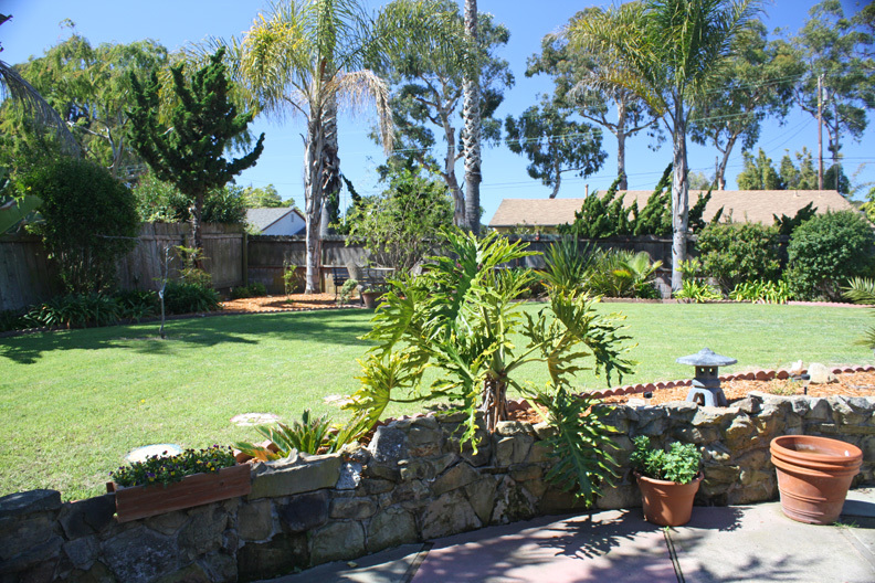 209 Cooper Road Santa Barbara, CA 93109 - Photo 6 of 10 Backyard