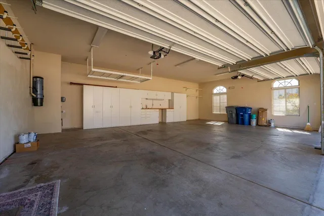 $800,000 | 827 Santa Cruz Drive, Redding, CA 96003