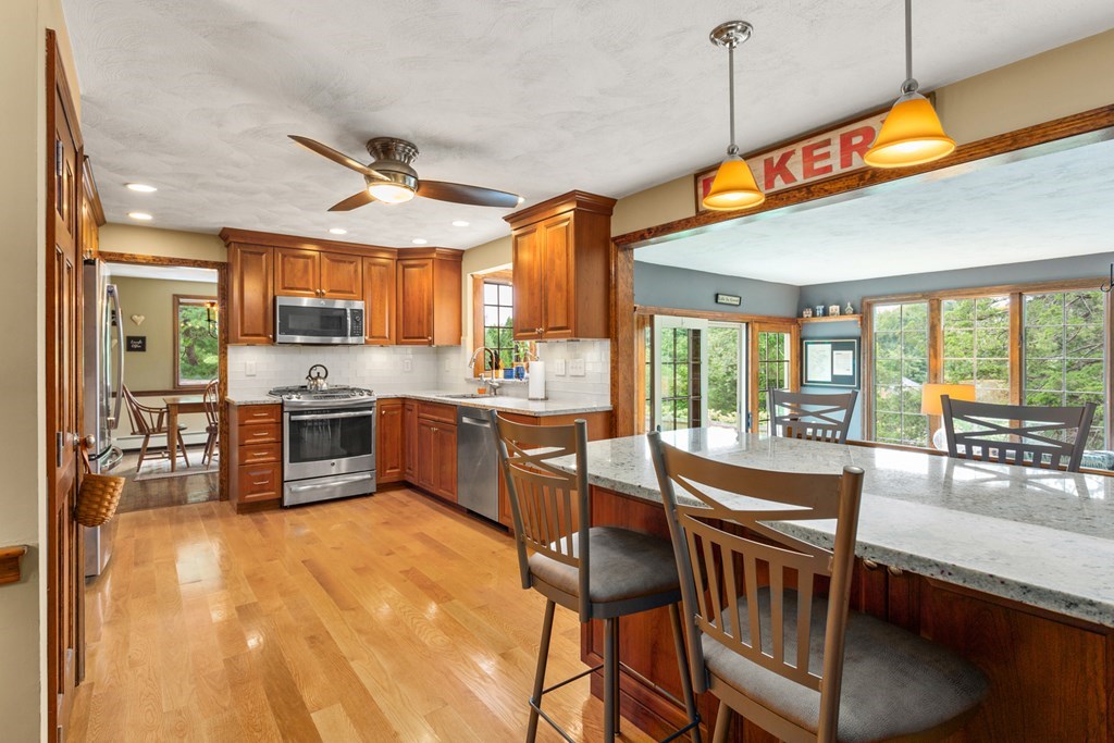 375 Winter Street Walpole, MA 02081 - Photo 2 of 42