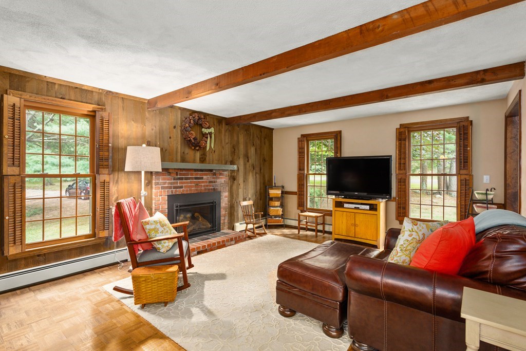 375 Winter Street Walpole, MA 02081 - Photo 3 of 42