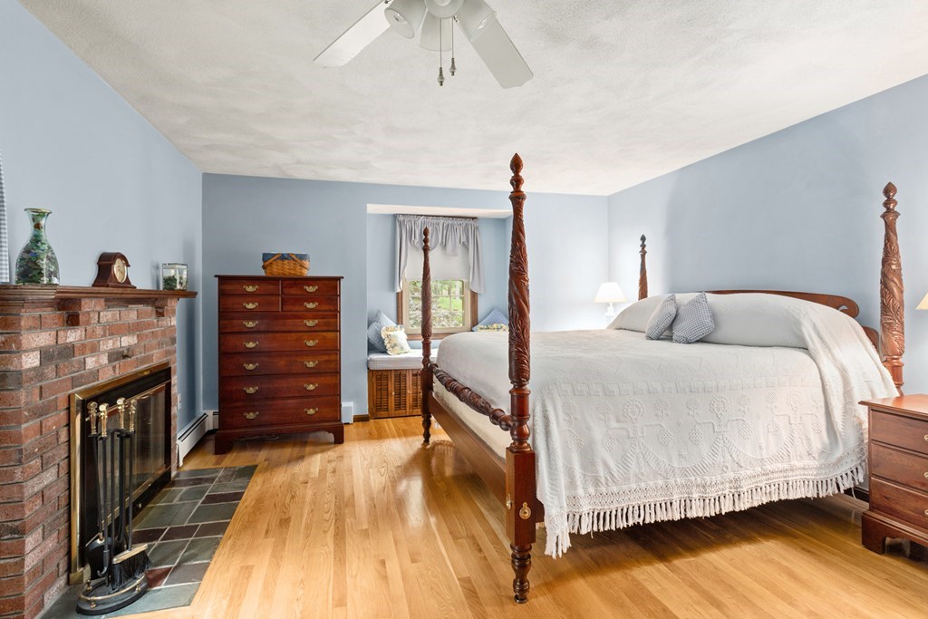 375 Winter Street Walpole, MA 02081 - Photo 5 of 42