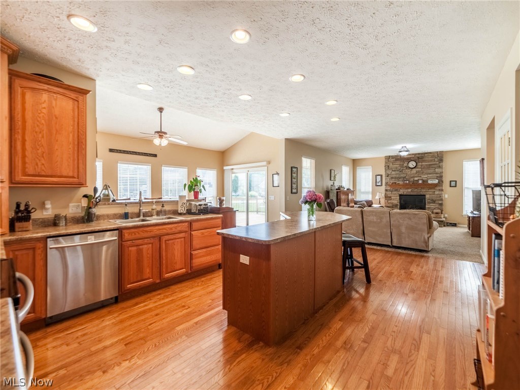 37567 Sandy Ridge Drive North Ridgeville, OH 44039 - Photo 12 of 35 Kitchen with island and seating for two