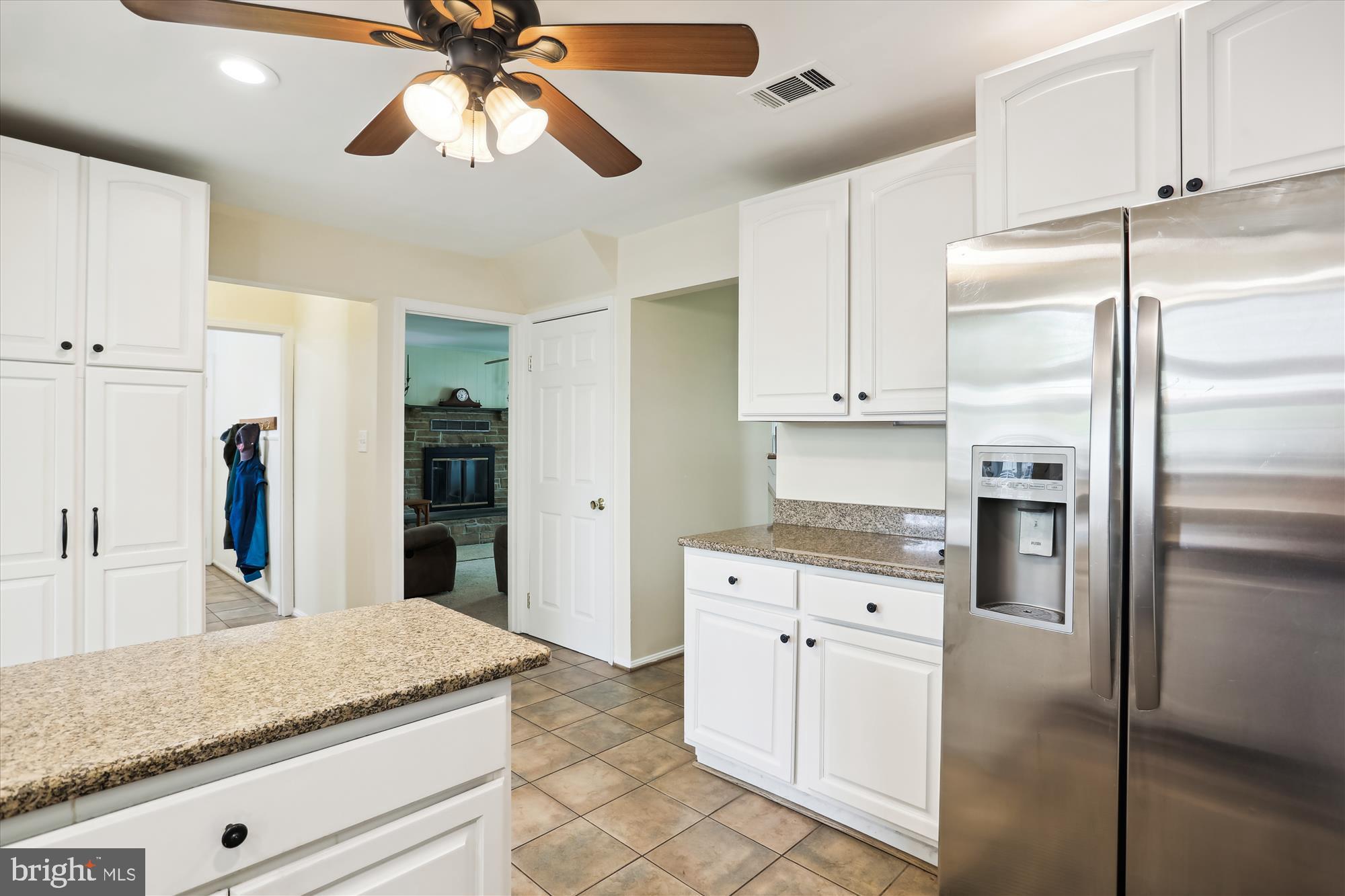 15405 Tindlay Street Silver Spring, MD 20905 - Photo 14 of 93 Kitchen
