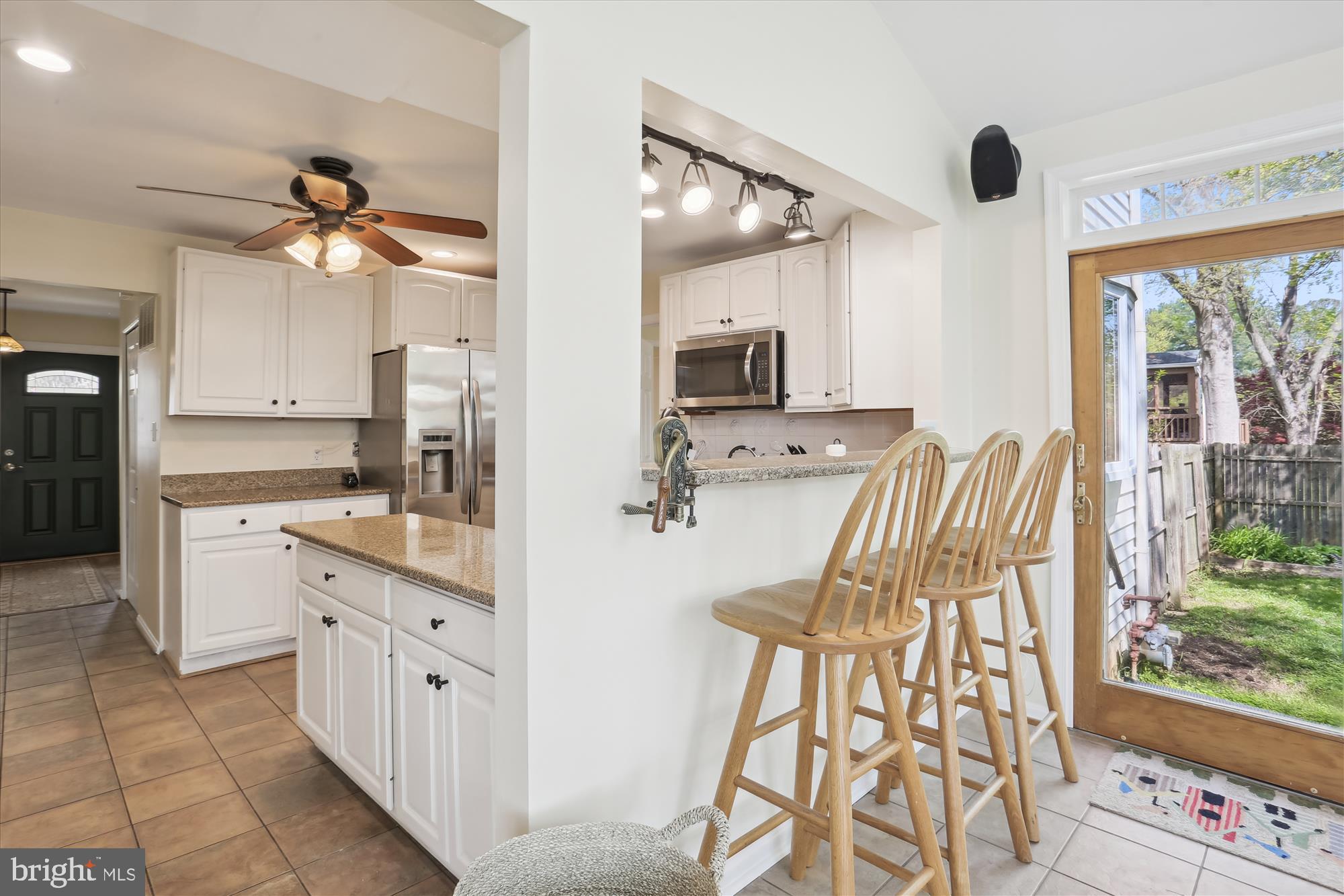 15405 Tindlay Street Silver Spring, MD 20905 - Photo 16 of 93 Kitchen
