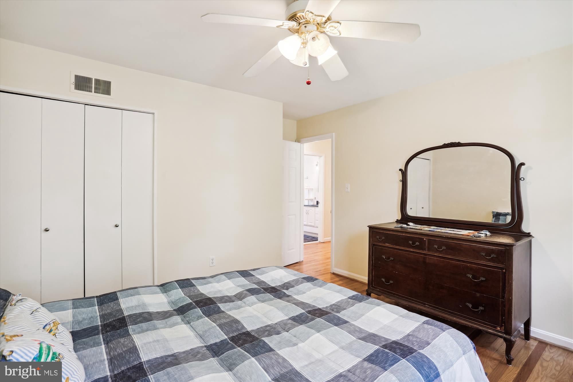 15405 Tindlay Street Silver Spring, MD 20905 - Photo 46 of 93 Bedroom