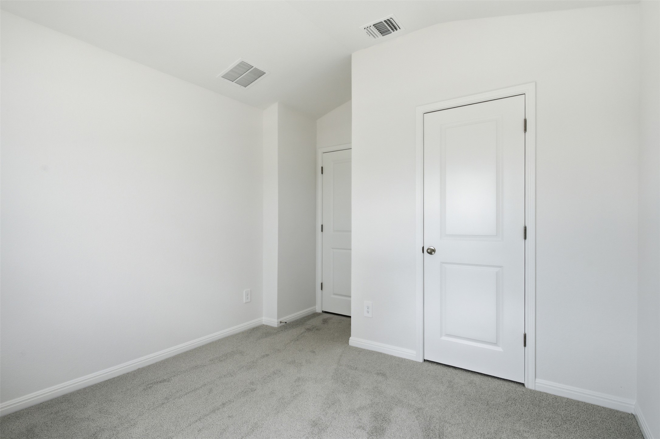 121 Honey Bee Road Jarrell, TX 76537 - Photo 20 of 25 a view of an empty room