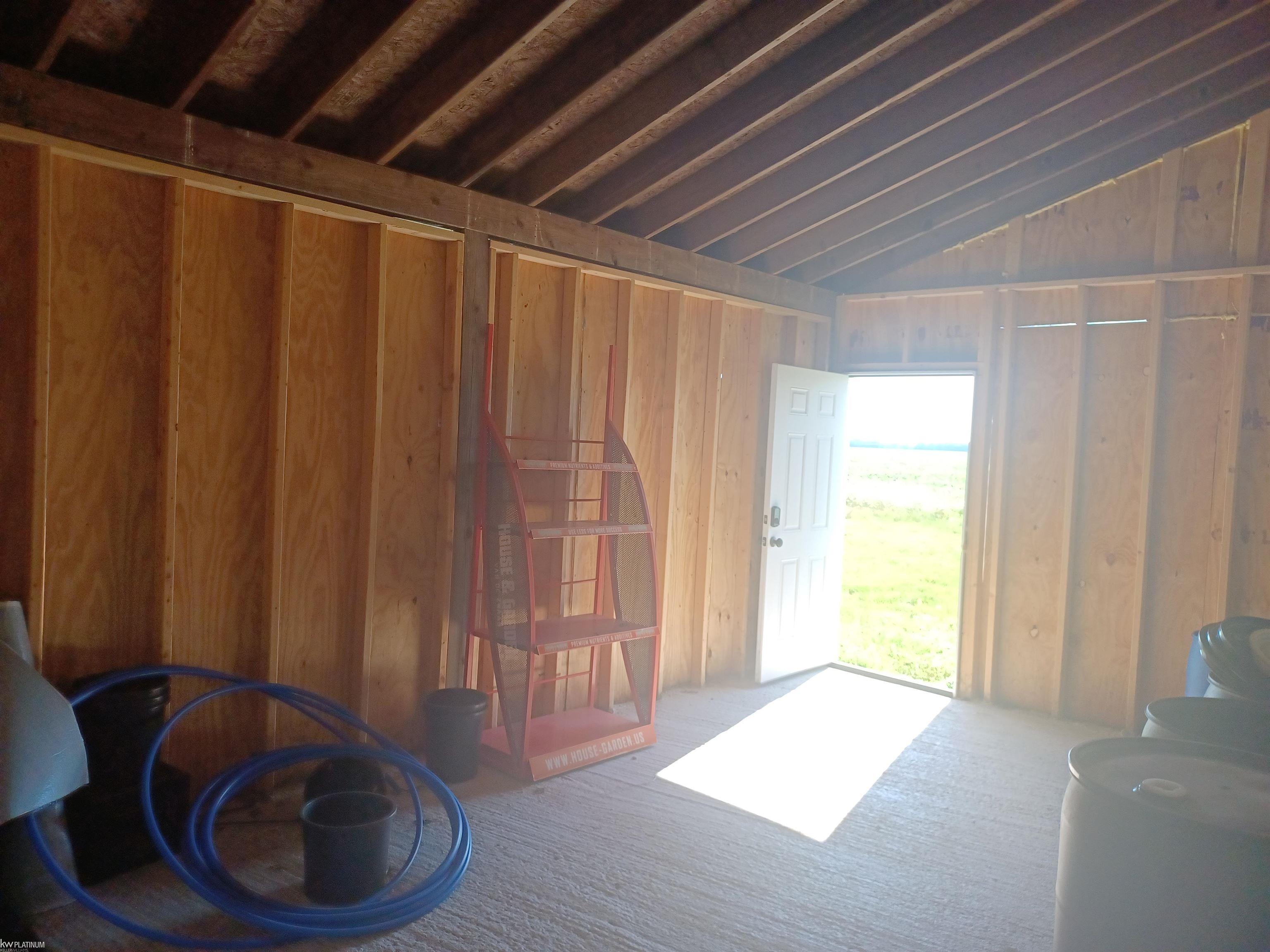 31850 Weber Road Richmond, MI 48062 - Photo 24 of 42 50087009-23.JPG