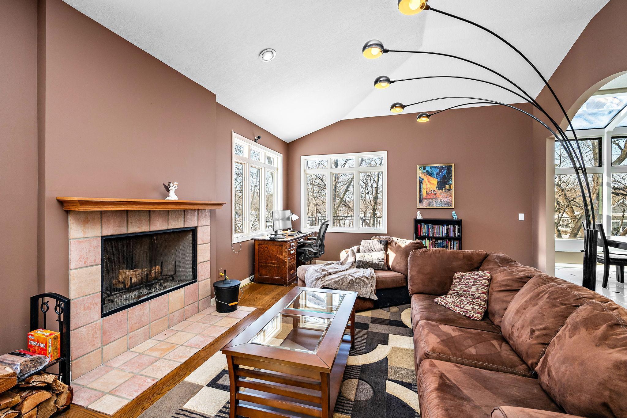 3114 County Road 101 Wayzata, MN 55391 - Photo 9 of 48