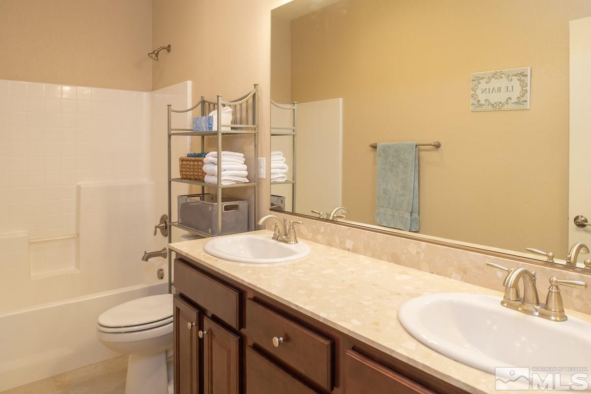 10664 Foxberry Park Drive Reno, NV 89521 - Photo 12 of 25 Photo 12