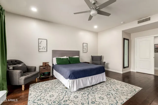 $725,000 | 688 West Juanita Avenue, Gilbert, AZ 85233