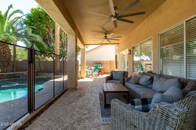 $725,000 | 688 West Juanita Avenue, Gilbert, AZ 85233