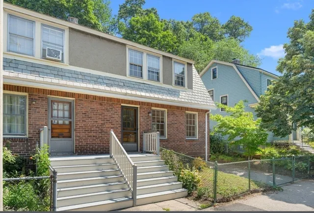 $989,000 | 71 Highland Road, Brookline, MA 02445