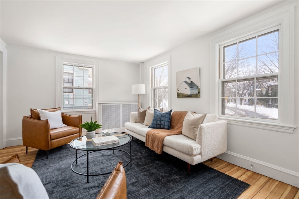 71 Highland Road Brookline, MA 02445 - Photo 4 of 19