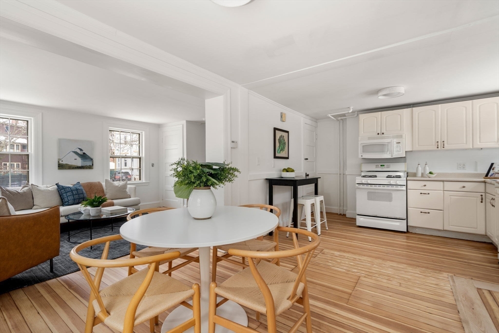 71 Highland Road Brookline, MA 02445 - Photo 6 of 18