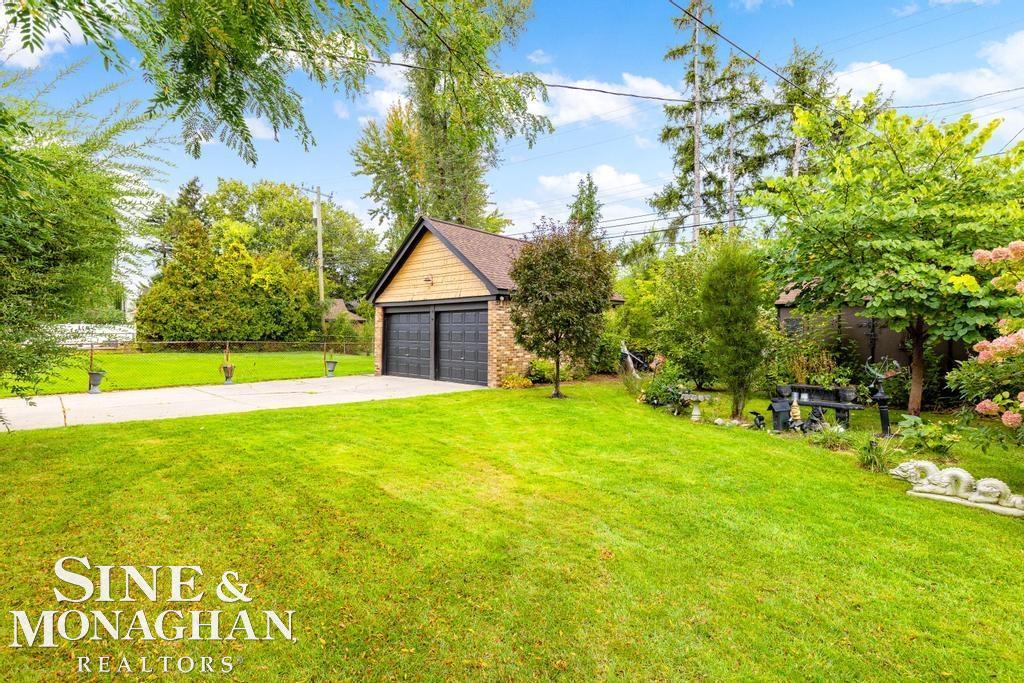 1410 Buckingham Road Grosse Pointe Park, MI 48230 - Photo 30 of 41